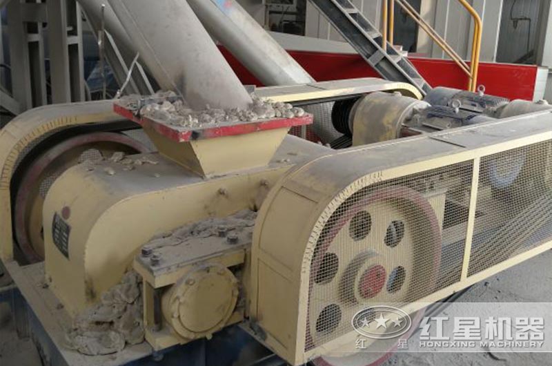關(guān)于對輥式破碎機，客戶最常問的5個問題（紅星老師傅實地講解）