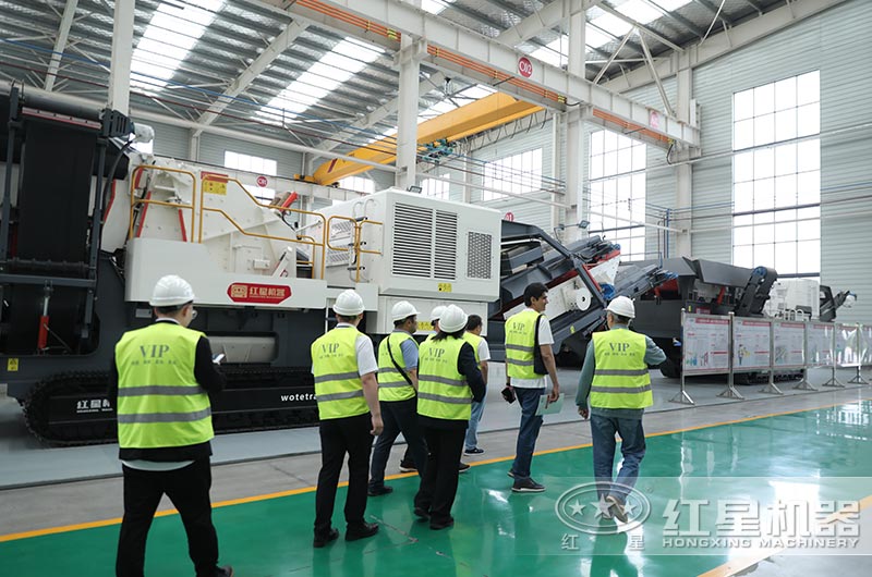 客戶參觀移動破現(xiàn)貨