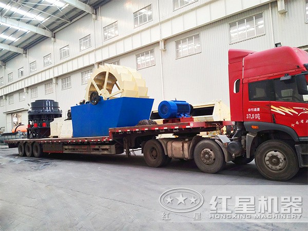 紅星發往湖南的洗砂機、破碎機等設備