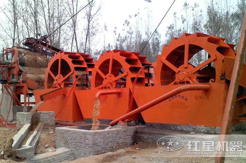 三臺洗砂機同時生產，更有效