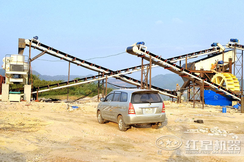 山東煙臺(tái)日產(chǎn)2000噸的機(jī)制砂生產(chǎn)線